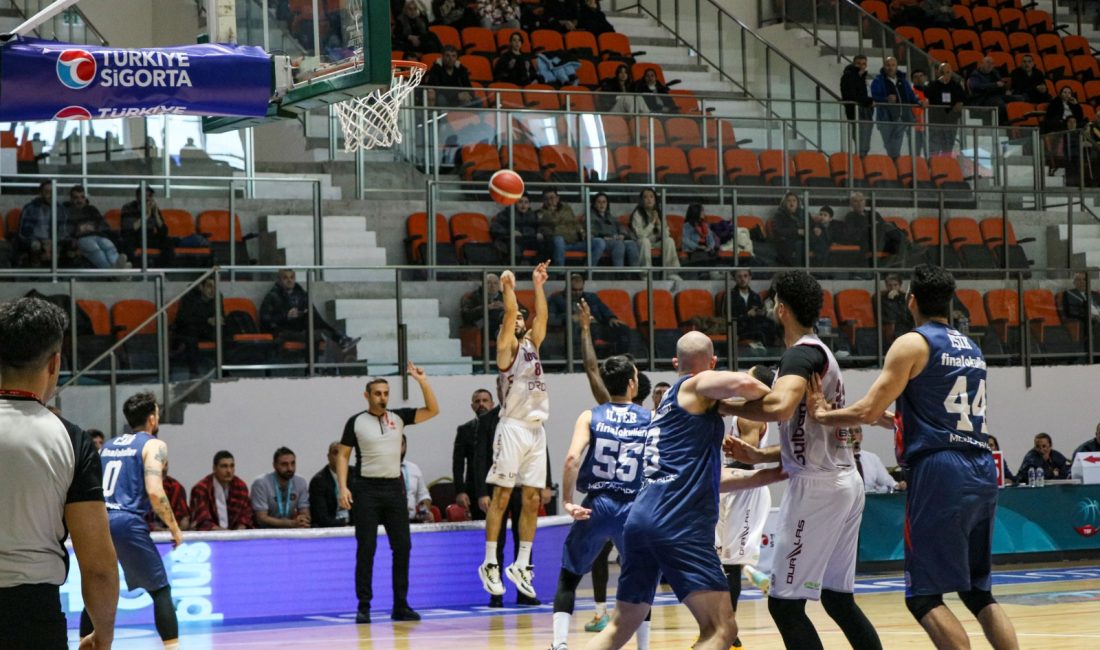 Bandırma Bordo, son saniyelerde gelen galibiyetle Finalspor’u geçti Türkiye Basketbol 1. Ligi’nin 26. hafta mücadelesinde Bandırma Bordo Basketbol,