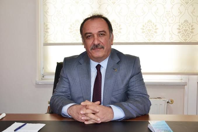 MHP Bandırma İlçe Başkanı Bekir Bozkurt, partisinin 56’ncı kuruluş yıldönümünü