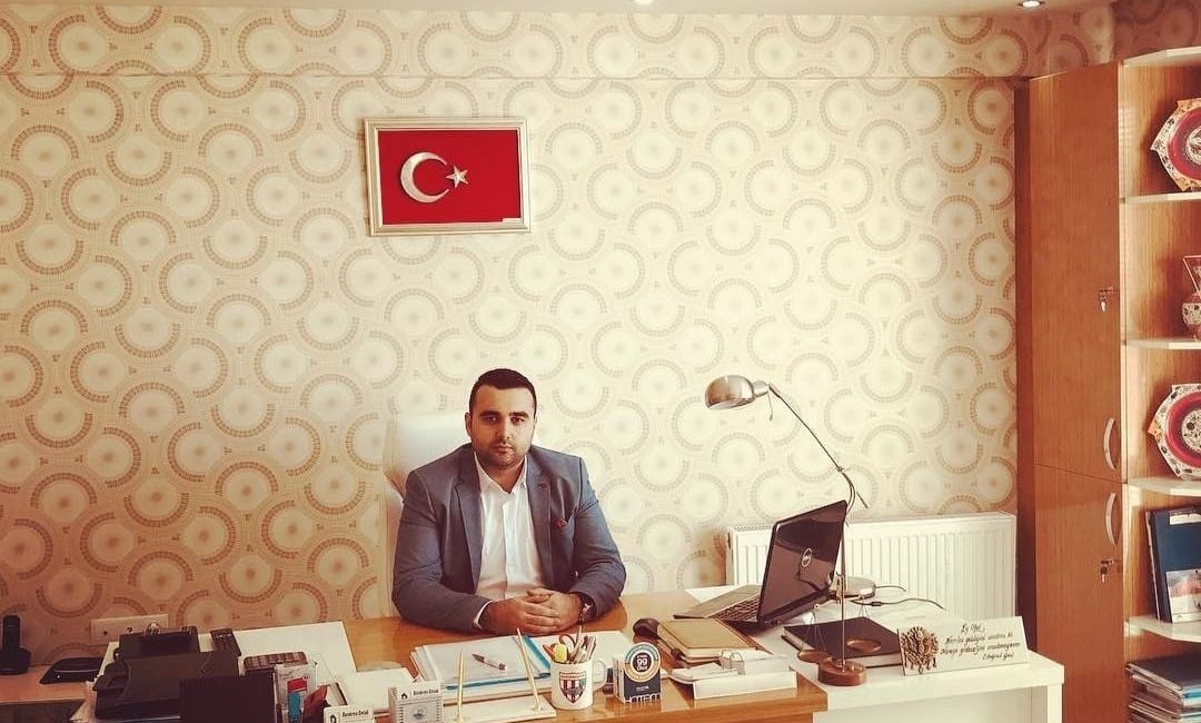 Bandırma Emlak, Marmara Bölgesi’nde zirveye yerleşti! Bandırma Emlak CEO’su Erhan Hascan, 2024’teki büyük başarı elde ettiklerini