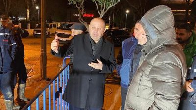 Gönen’de meydana gelen jeotermal hat arıza çalışmalarını yerinde inceleyen Belediye