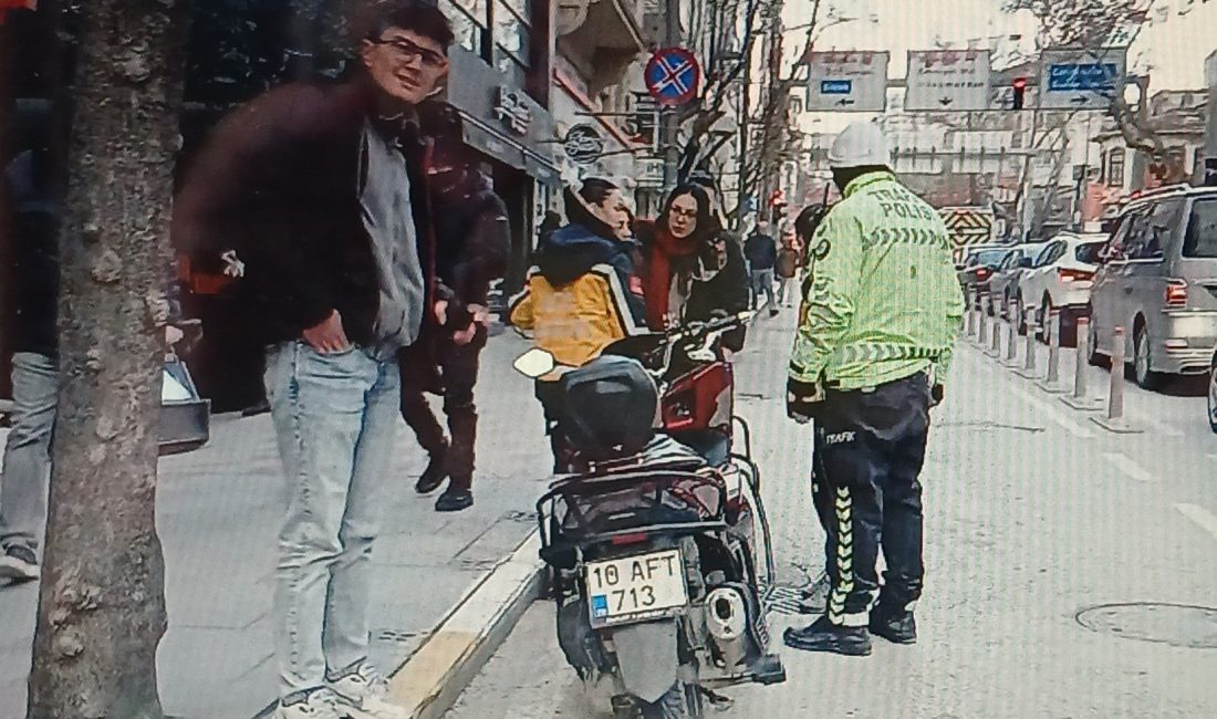 MOTOSİKLET KAZALARINA BİR YENİSİ EKLENDİ Özellikle “Getir-GÖTÜR” ulaşım hizmetlerinin pratik araçları motosikletler sipariş yetiştirememe kaygısı