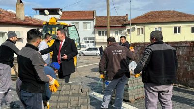 İvrindi Belediyesi, ilçenin farklı noktalarında yol, park ve sosyal alanlarda