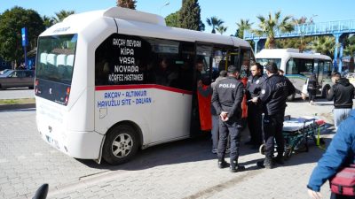 Edremit’te, bindiği dolmuşta fenalaşan 78 yaşındaki şahıs, yapılan tüm müdahalelere