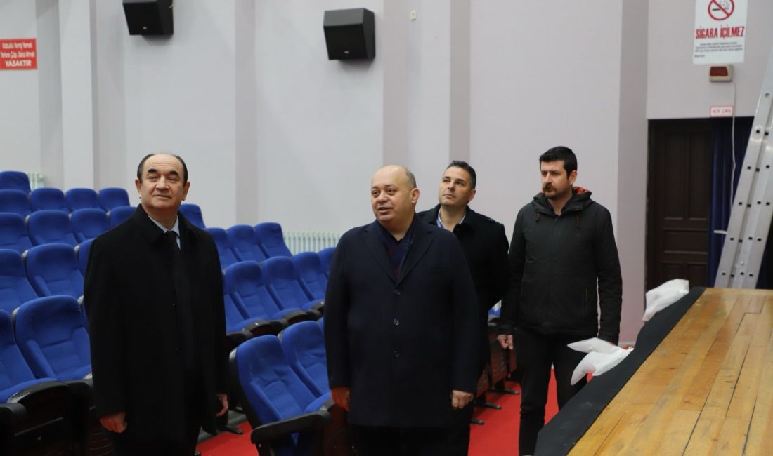 Gönen Belediyesi Konferans Salonu Modernleşiyor Gönen Belediyesi Konferans Salonu, modern ve işlevsel bir yapıya kavuşturulmak