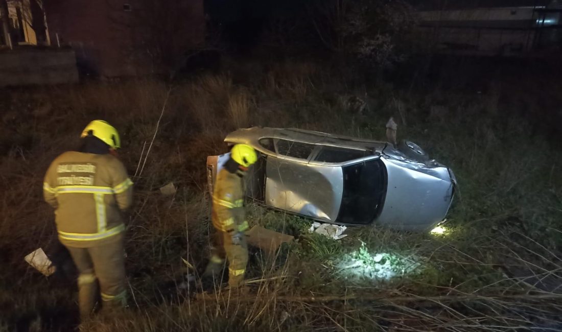 Balıkesir’de trafik kazası: Otomobil sürücüsü ağır yaralandı Susurluk’ta meydana gelen trafik kazasında, otomobil sürücüsü ağır yaralandı Edinilen