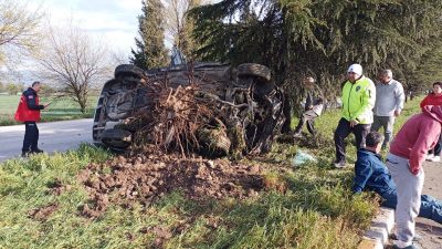 İzmir-İstanbul çevreyolunda meydana gelen tek taraflı trafik kazasında takla atarak