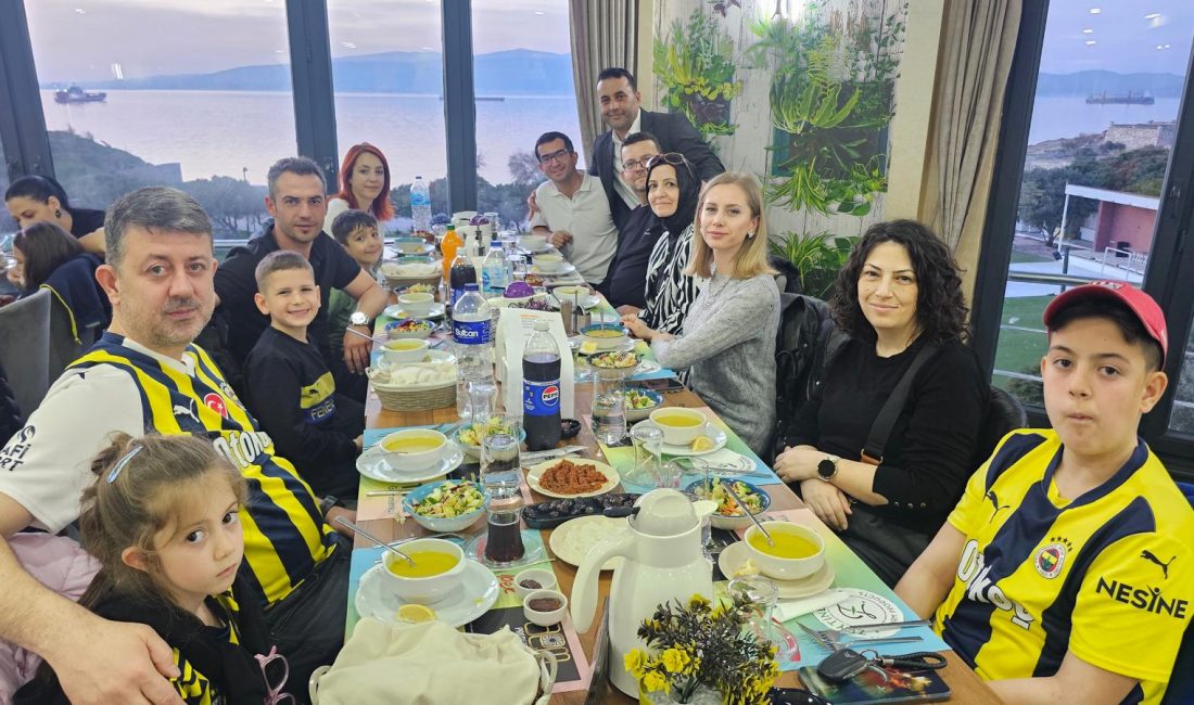 Harbi Fenerbahçeliler İftar sofrasında buluştu Bandırma’da Fenerbahçe’ye gönül veren taraftarların oluşturduğu Harbi Fenerbahçeliler grubu, geçtiğimiz