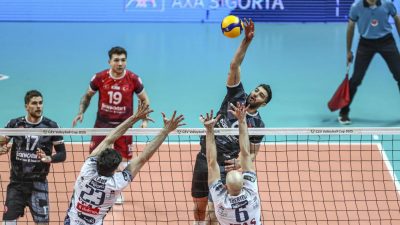  2025 CEV Kupası yarı final ikinci maçında sahasında İtalya’nın Trentino