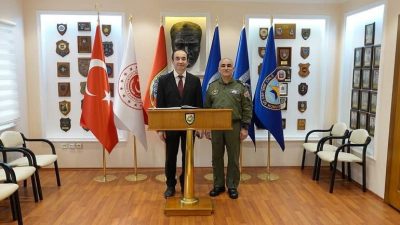 Gönen Kaymakamı Ahmet Altıntaş, Bandırma Garnizon Komutanı Tuğgeneral Esat Çetin