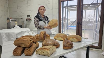 Doğanpınar Mahallesi’nde ikamet eden kadın girişimci Emine Adıcan, azmi ve