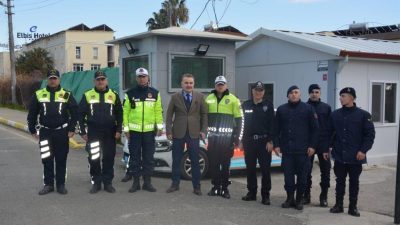 Edremit Kaymakamı Ahmet Odabaş, trafik güvenliği tedbirleri dahilinde jandarma trafik