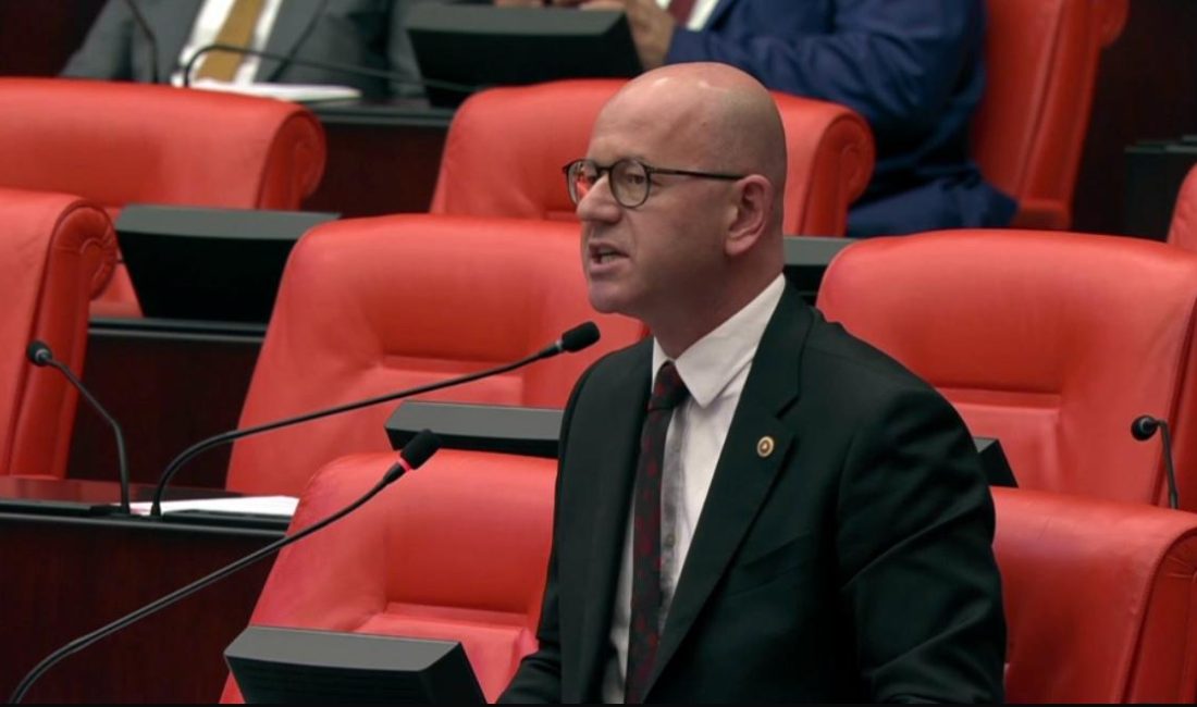 SARI:ÖZELLEŞTİRİLEN ELEKTRİK FATURALARI VATANDAŞI ÇARPTI CHP Balıkesir Milletvekili Serkan Sarı, “Elektrik zamlarıyla vatandaşımız çarpılmış durumda”