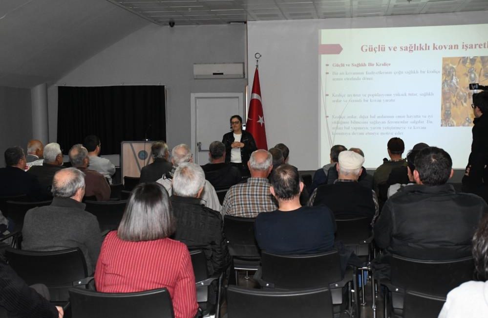 Balıkesir Büyükşehir Belediyesi’nin koordinatörlüğünde Balıkesir Üniversitesi, Balıkesir Arı Yetiştiricileri Birliği
