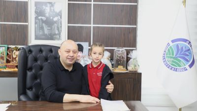 Mehmet Ahmet Genç İlkokulu 3’üncü sınıf öğrencisi Eylül Yılmaz, belediye