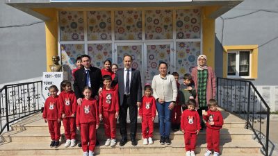 Bandırma Kaymakamı Engin Aksakal, Yeniyenice İlkokulu ve Köy Yaşam Merkezi’ni
