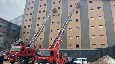 Uludağ’daki otel yangını faciasında hayatını kaybedenlerin sayısı 3’e yükseldi. Kervansaray