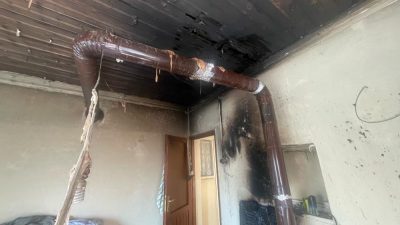 Manyas,Maltepe Mahallesi Değirmendere Caddesi’nde bulunan tek katlı müstakil bir evde