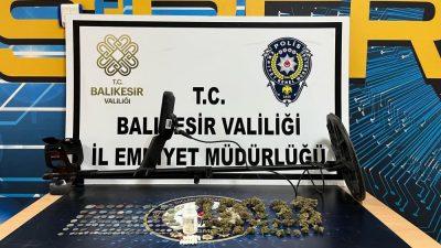 Balıkesir’de polis ekipleri Panel ismi verilen web sitesi üzerinden kurumların