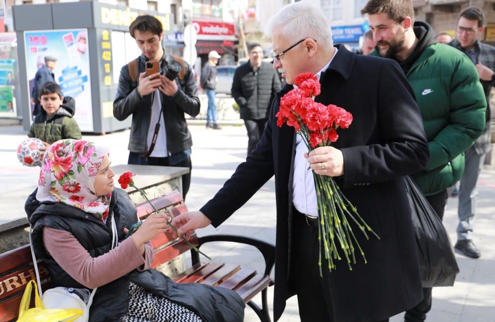 Burhaniye’de “8 Mart etkinlikleri” 3 gün sürecek Burhaniye Belediyesi, Burhaniye Kent Konseyi ve Balıkesir Büyükşehir Belediyesi BAÇEM