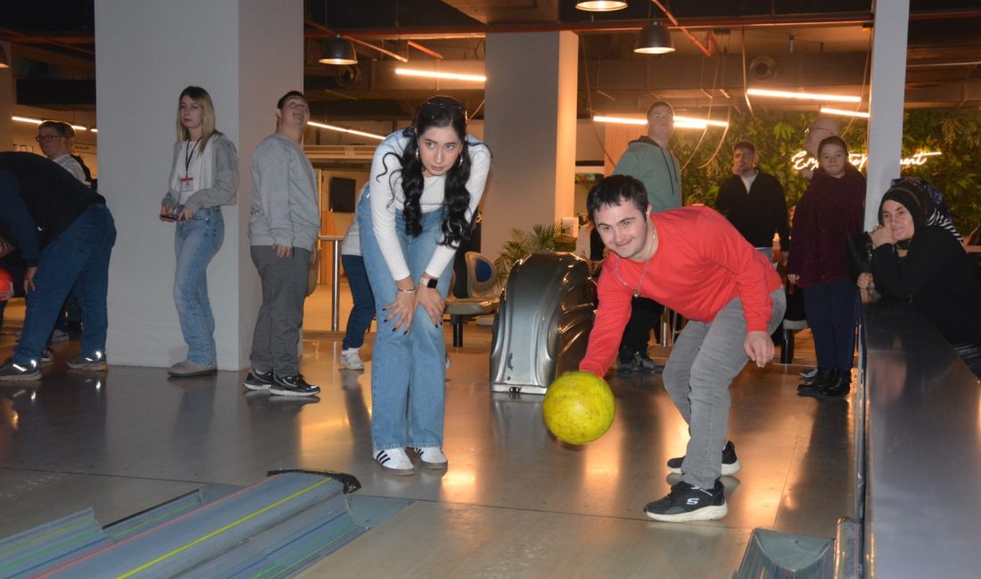 Farklı illerden Bandırma’ya gelen down sendromlu çocuklar, Bandırma protokolüyle birlikte