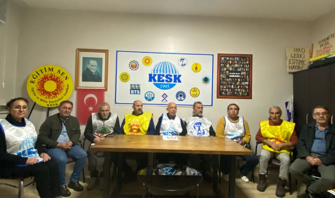 KESK Dönem Sözcüsü Bülent Akhan, ülkede emeğin haklarının yok sayıldığını,
