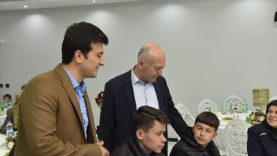 Dursunbey’de yetim ve öksüz çocuklar ile aileleri için düzenlenen iftar