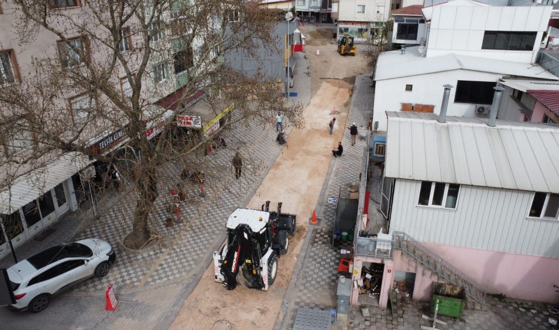 Susurluk ilçesinde, Garaj Caddesi’nde başlatılan yol drenaj çalışmaları başarıyla tamamlandı.