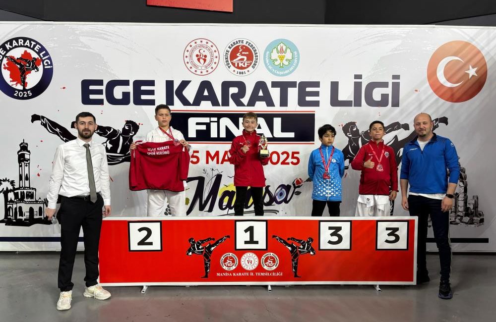 Manyaslı karateciler madalyalarla döndü Manisa’da düzenlenen Ege Karate Ligi Final Etabı’na katılan Manyas Belediyespor