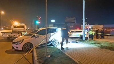  Bandırma’da meydana gelen trafik kazasında 1 kişi hayatını kaybetti, 1