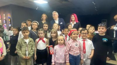 Bandırma’da 23 Nisan Ulusal Egemenlik ve Çocuk Bayramı kapsamında yapılan