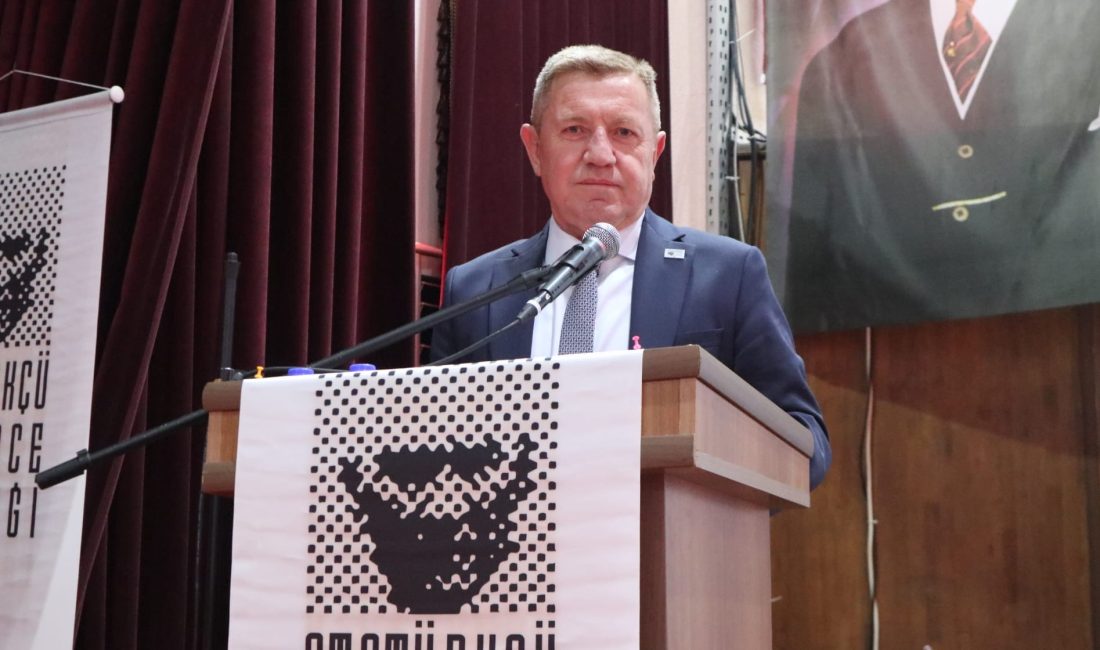 ADD Bandırma Şubesi’nde bayrağı Turna devraldı Atatürkçü Düşünce Derneği (ADD) Bandırma Şubesi’nin 15. Olağan Genel Kurulu’nda