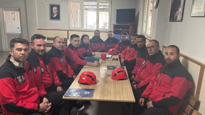 Silivri açıklarında meydana gelen 6.2 büyüklüğündeki depremin ardından Bandırma’da acil