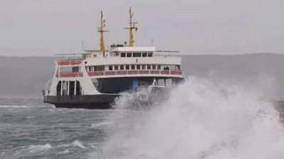 Marmara RoRo şirketine ait bazı feribot seferleri olumsuz hava şartları