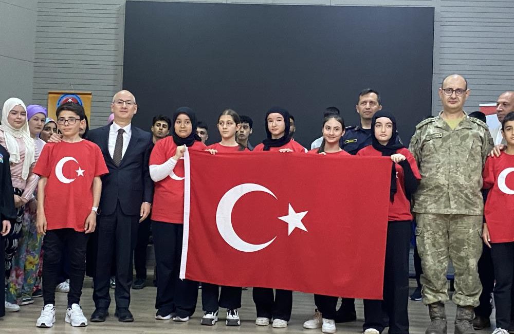 Ayvalık’ta Kutü’l Amare Zaferi’nin 109. yıldönümü kutlandı Ayvalık’ta, Kut’ül Amare Zaferi’nin yıldönümü düzenlenen etkinlik ile kutlandı. Osmanlı’nın