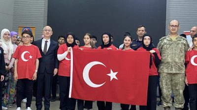  Ayvalık’ta, Kut’ül Amare Zaferi’nin yıldönümü düzenlenen etkinlik ile kutlandı. Osmanlı’nın