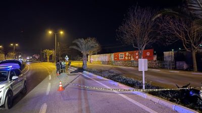 Erdek’te meydana gelen kaza, gece saat 00.30 sularında meydana geldi.