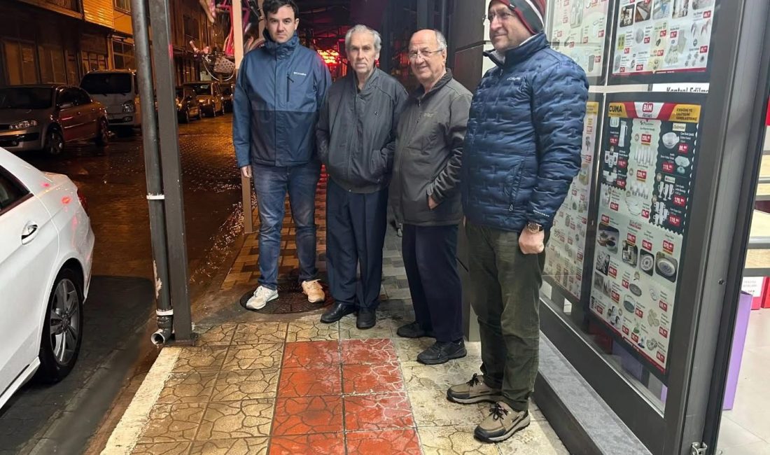 Susurluk’ta drenaj çalışmalarıyla altyapı sorunlarının çözüldüğü bölgede herhangi bir olumsuzluk