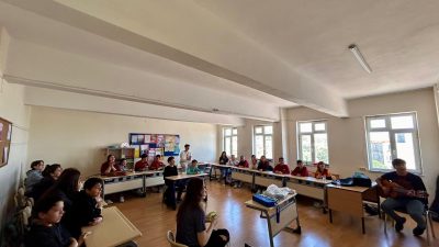 Galatasaray Lisesi öğrencileri, Marmara Adası’nda sanatı ve teknolojiyi birleştiren bir