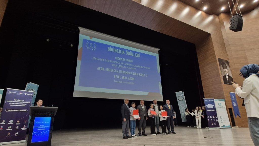 Balıkesir’i Bandırma BİLSEM temsil edecek Bandırma Bilim ve Sanat Merkezi öğrencileri, TÜBİTAK’ın düzenlediği ortaokul ve
