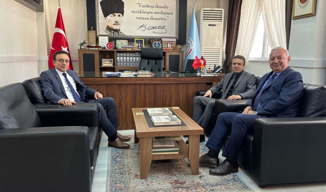 Bandırma’da eğitim ortamlarının güvenliği görüşüldü Bandırma’da düzenlenen 2025 Yılı 1’inci Koordinasyon Kurulu Toplantısı’nda eğitim, güvenlik