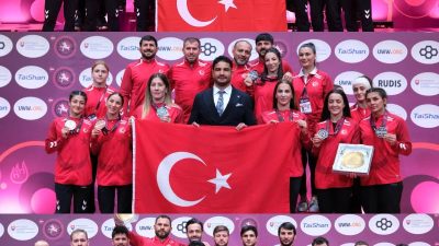Milli güreşçiler, Avrupa Şampiyonası’nı 14 madalya ile tamamlayarak önemli bir