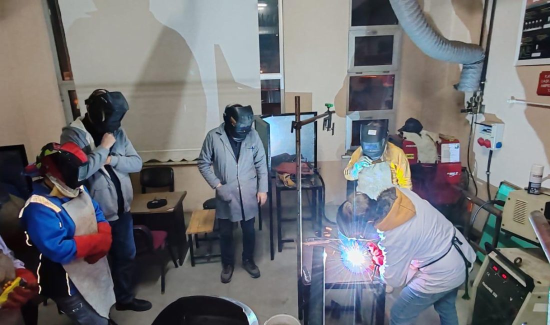 Bandırma’da kadınlara yönelik istihdam odaklı çelik kaynakçılık kursu başarıyla tamamlandı.