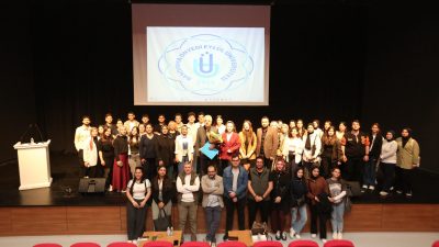 Bandırma Onyedi Eylül Üniversitesi’nde gerçekleştirilen etkinlikte öğrenciler, optisyenlik mesleğinin değişim