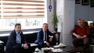 Manyas Belediye Başkanı Ahmet Duru ve Başkan Yardımcısı Çağdaş Canbay,