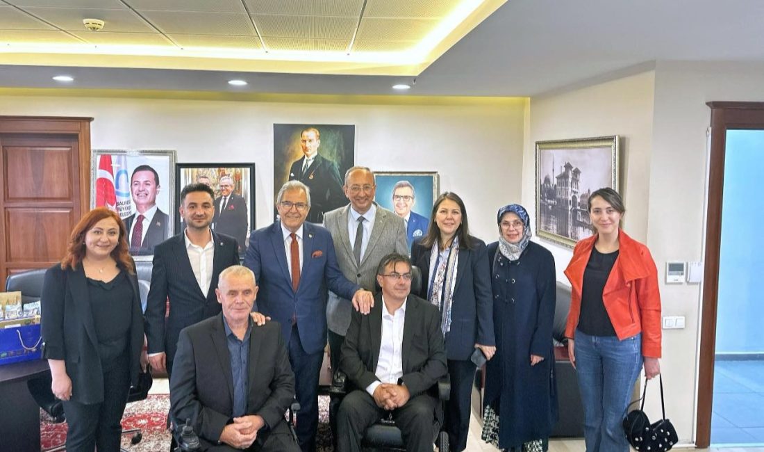 TOFD Genel Başkanı’ndan Bandırma Belediyesi’ne ziyaret Omurilik felçlileri için farkındalık çalışmaları yürüten Türkiye Omurilik Felçlileri Derneği