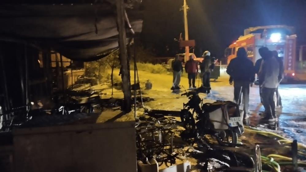Ocaklar Mahallesi’nde faaliyet gösteren Cüneyt Kaptan Balık Evi’nde, henüz belirlenemeyen
