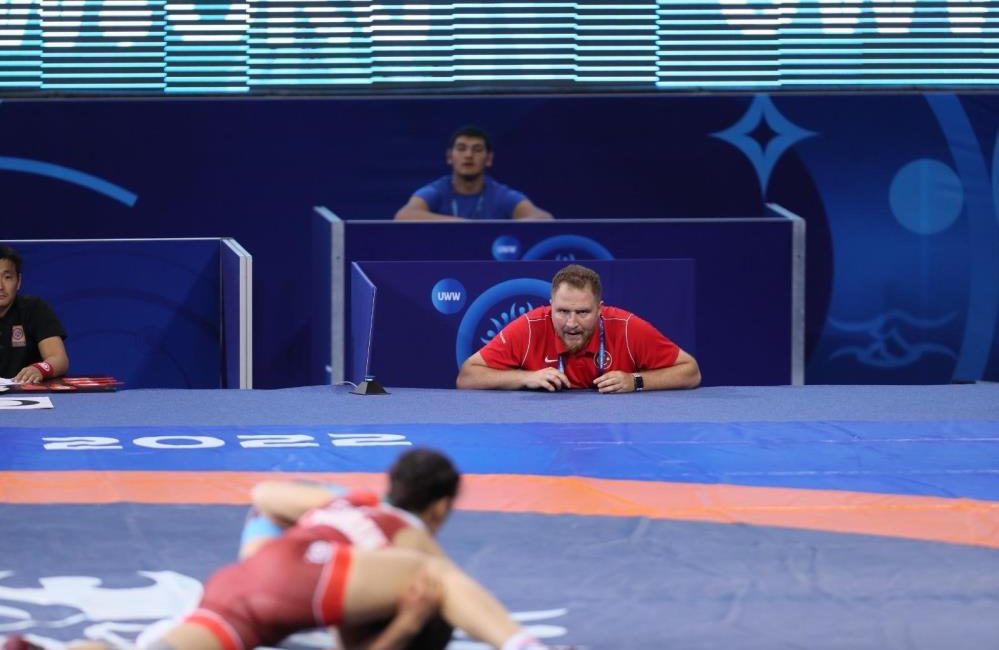 Antrenör Erdem Yiğit’e milli takımda görev Balıkesirli güreş antrenörü ve dünya ve olimpiyat şampiyonu Yasemin Adar