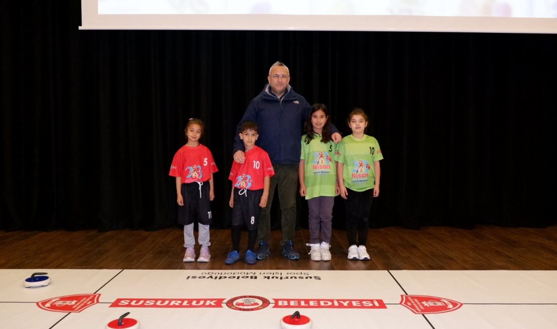 Susurluk’ta 23 Nisan coşkusu sporla başladı Susurluk Belediyesi’nin 23 Nisan etkinlikleri kapsamında düzenlediği okullar arası spor