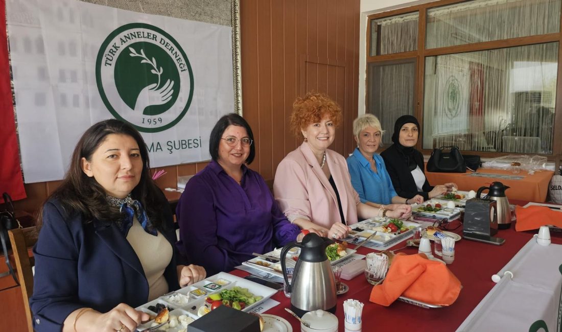 Anneleri güçlendirmeyi ve sosyal dayanışmayı artırmayı hedefleyen Türk Anneler Derneği,