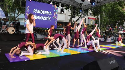 Bandırma Belediyesi’nin düzenlediği Sahil Şenliği kapsamında 25 Mayıs Pazar günü